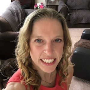 Meet your Posher, Noelle